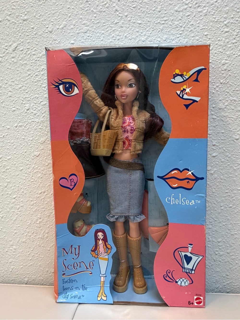 Mattel Chelsea My Scene Doll - Brown Hair, Tan Outfit